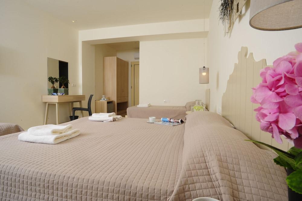 Maravel Star Art Hotel Adelianos Kampos Exterior foto