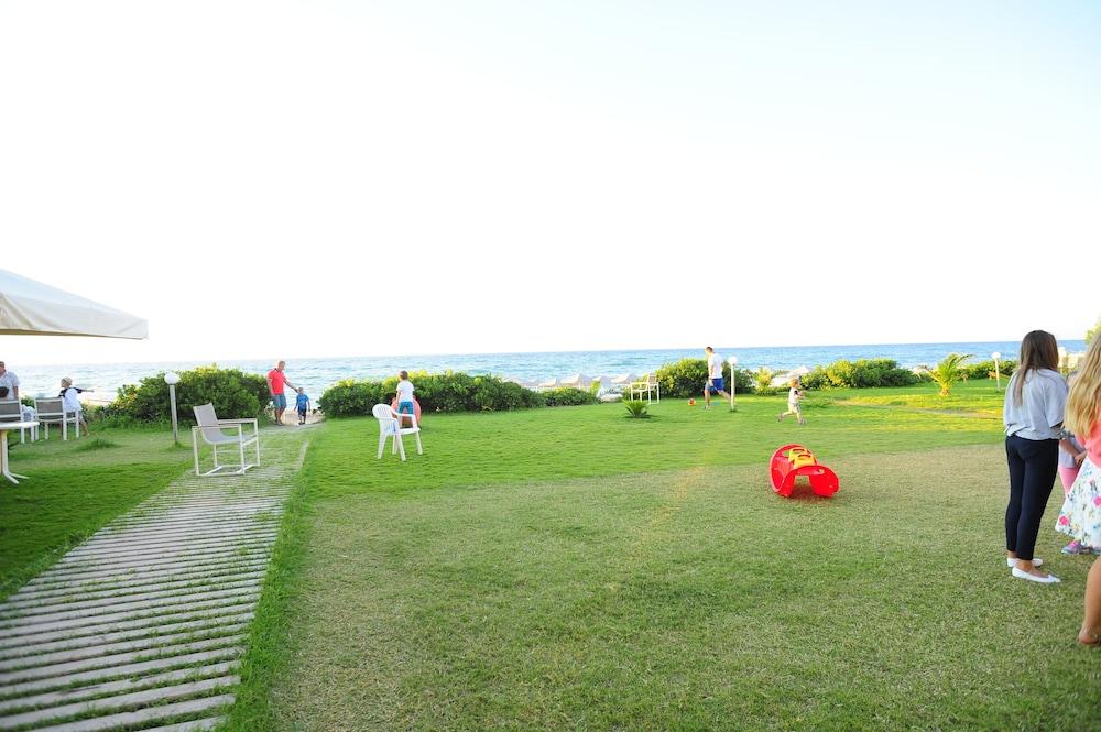 Maravel Star Art Hotel Adelianos Kampos Exterior foto